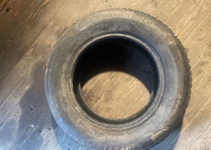 Westlake All Season Z-401 235/60 R16