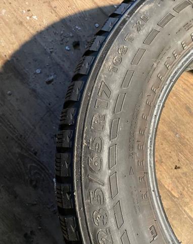 Nokian Tyres Hakkapeliitta 7 SUV 235/65 R17