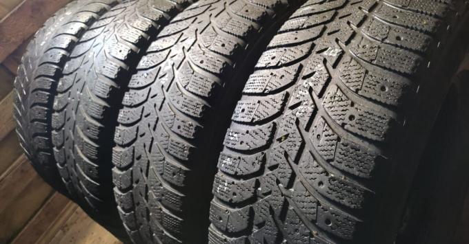 Bridgestone Ice Cruiser 5000 275/65 R17