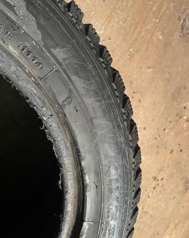 Kumho I'Zen KW22 205/55 R16