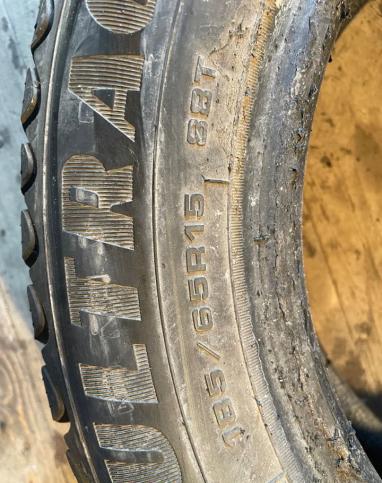 Goodyear Ultragrip Ice Arctic 185/65 R15