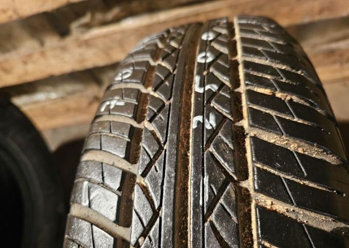 Barum Brillantis 185/70 R14 88T