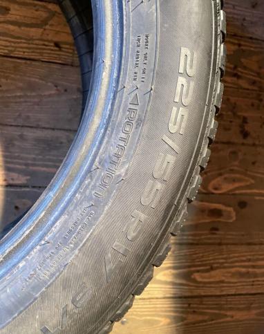 Nokian Tyres Hakkapeliitta 8 225/55 R17