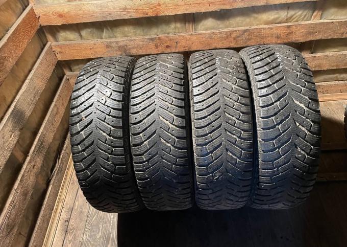 Toyo Observe Ice-Freezer SUV 215/70 R16