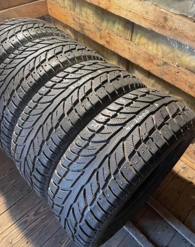 Cooper Weather-Master WSC 235/55 R17