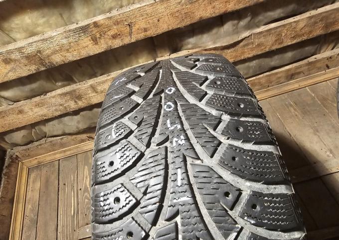 Hankook Winter I'Pike 215/55 R17