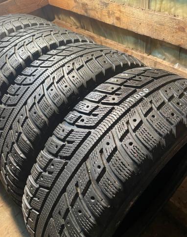 Kumho I'Zen KW22 205/55 R16