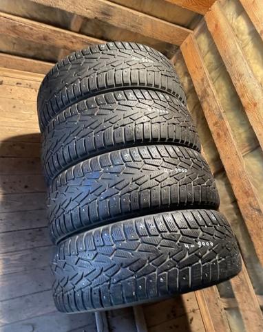 Nokian Tyres Hakkapeliitta 7 215/65 R16