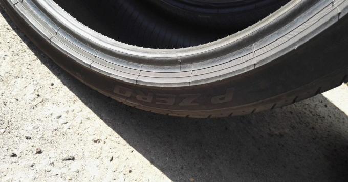 Pirelli P Zero 255/40 R21 102Y