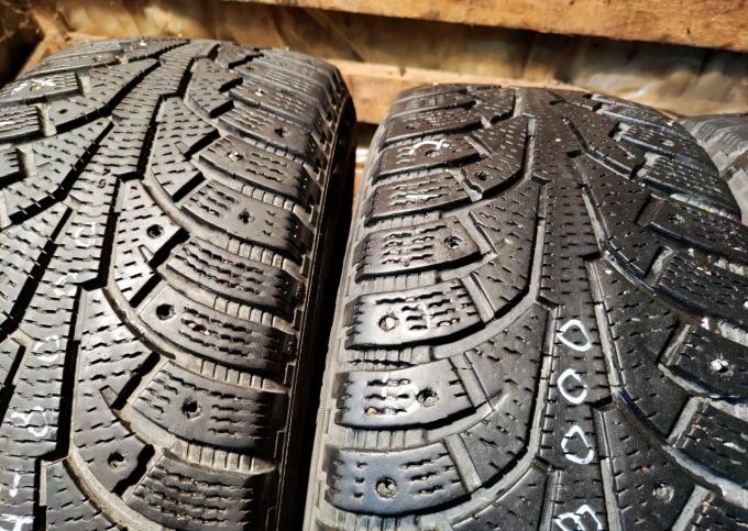 Nokian Tyres Hakkapeliitta 5 SUV 225/60 R17