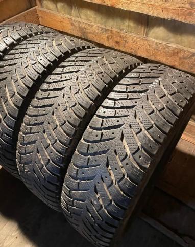 Toyo Observe Ice-Freezer SUV 215/70 R16