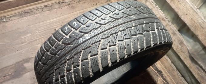 Kumho I'Zen RV Stud KC16 235/55 R17