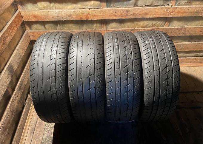 Continental CrossContact UHP 235/55 R20