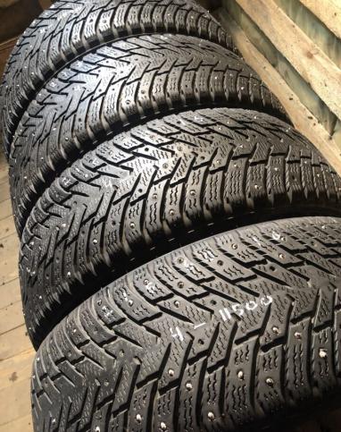 Nokian Tyres Hakkapeliitta 7 215/60 R16