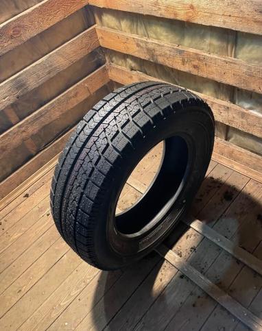 Bridgestone B391 215/65 R16