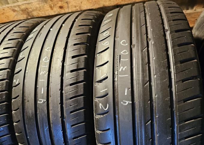 Viatti Strada Asimmetrico V-130 215/60 R16 95V