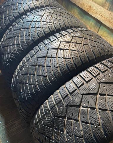 Nitto Therma Spike 285/60 R18