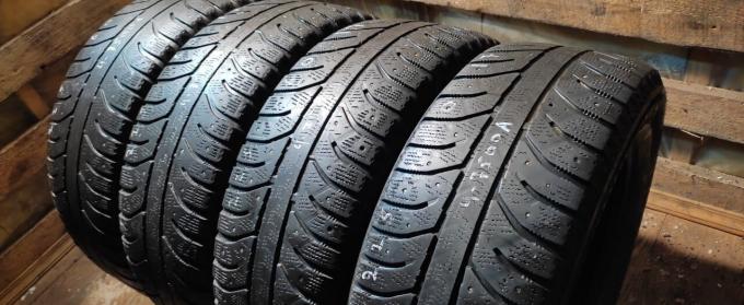 Bridgestone Ice Cruiser 7000 225/60 R17