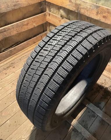 Bridgestone Blizzak Ice 195/55 R16