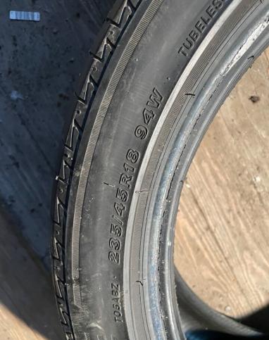 Bridgestone Turanza T005A 235/45 R18