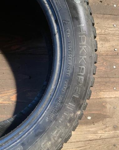 Nokian Tyres Hakkapeliitta 9 215/55 R17