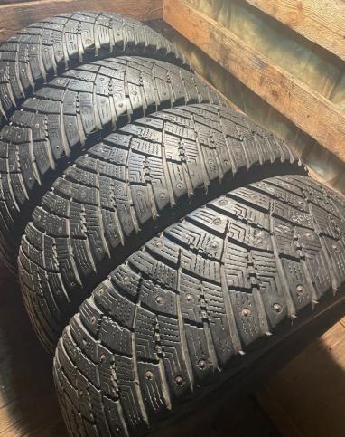 Goodyear Ultragrip Ice Arctic 215/65 R16