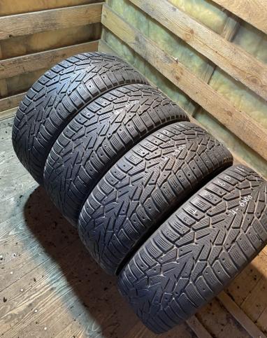 Nokian Tyres Hakkapeliitta 7 215/60 R16