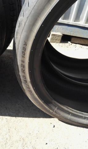 Pirelli P Zero 255/40 R21 102Y