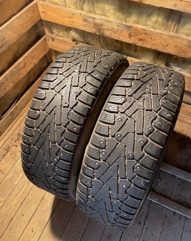 Pirelli Ice Zero 215/65 R16