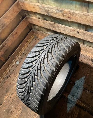 Goodyear UltraGrip Extreme 225/50 R17