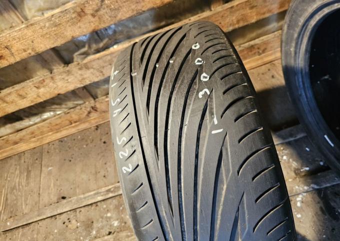 Vredestein Ultrac Sessanta 225/45 R17
