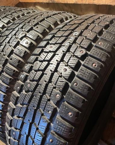 Dunlop SP Winter Ice 01 205/60 R16