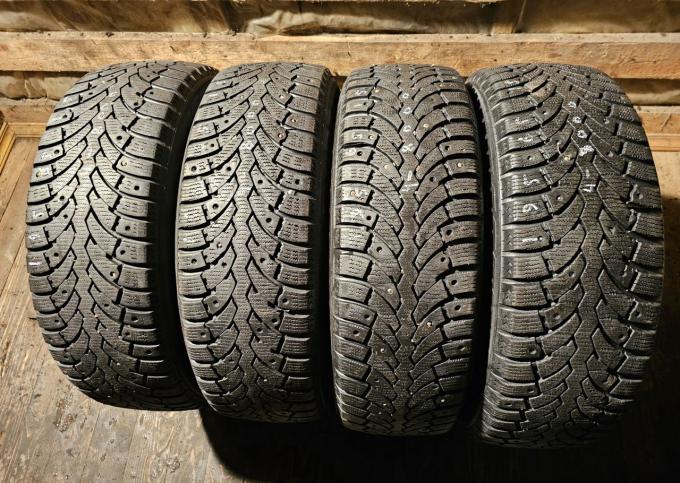 Pirelli Formula Ice 195/65 R15