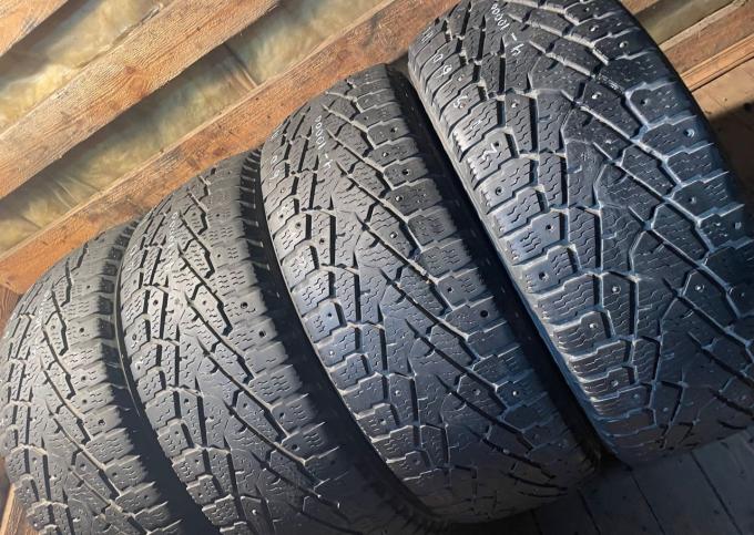 Nokian Tyres Hakkapeliitta C3 215/60 R17C