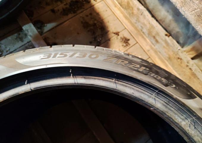 Pirelli P Zero 315/30 R21