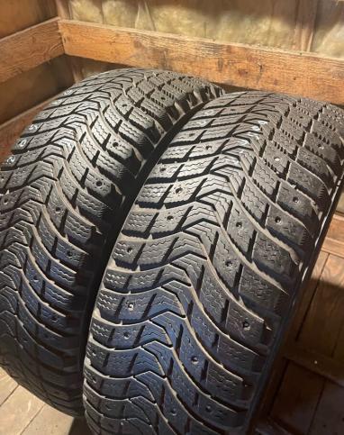 Michelin X-Ice North 3 205/60 R16