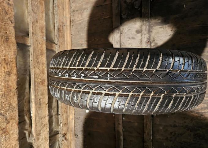 Barum Brillantis 185/70 R14 88T