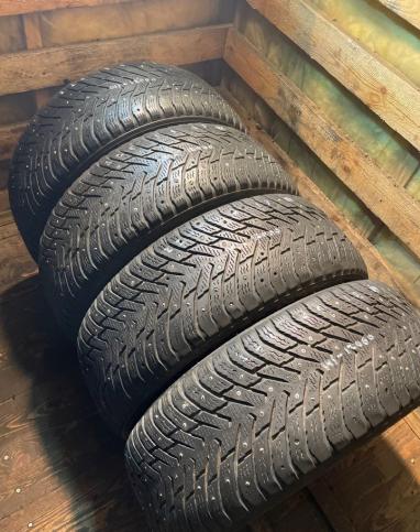 Nokian Tyres Hakkapeliitta 8 225/55 R17