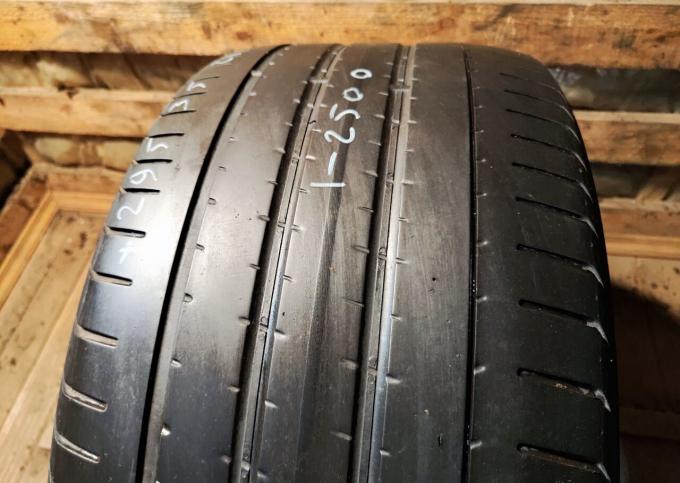 Pirelli P Zero 295/35 R21