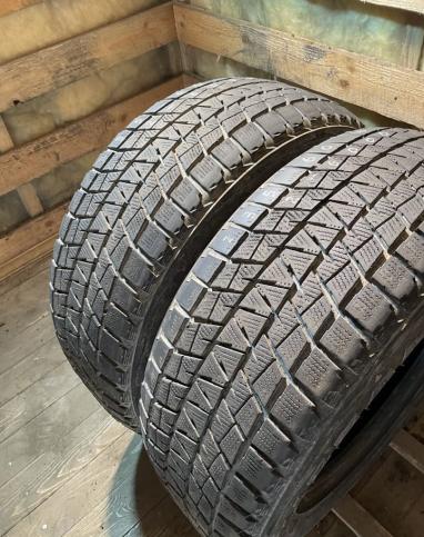 Bridgestone Blizzak DM-V1 235/60 R16