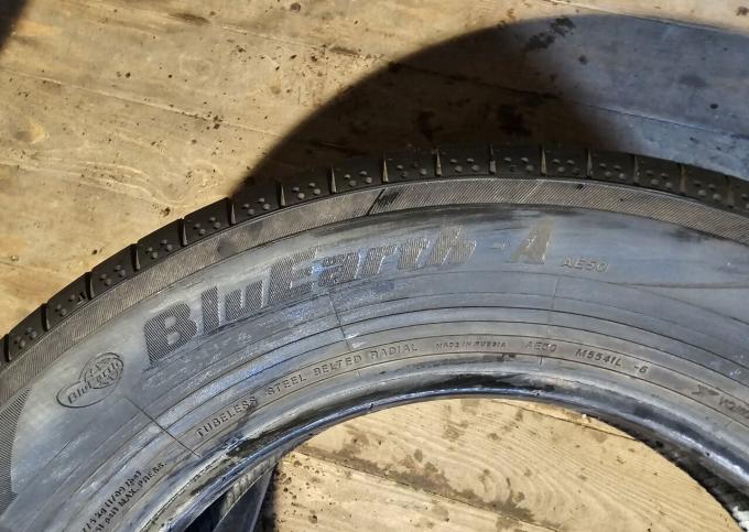 Yokohama BluEarth AE50 215/65 R17