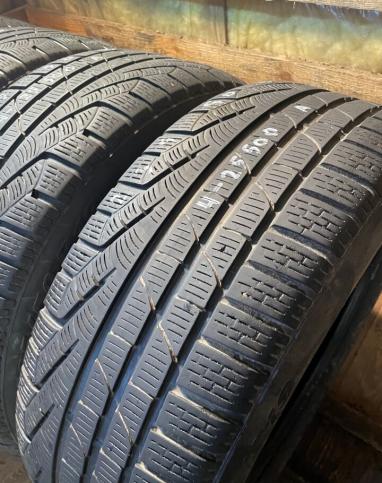 Pirelli Winter Sottozero 210 Serie II 235/50 R19