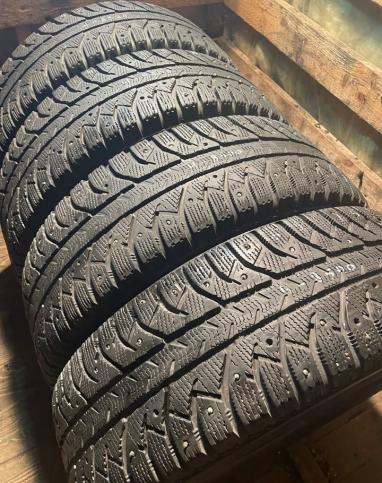 Bridgestone Ice Cruiser 7000 195/65 R15