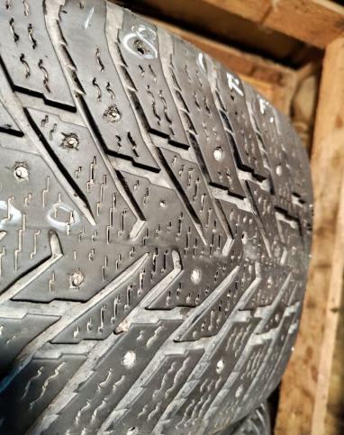 Nokian Tyres Hakkapeliitta 8 245/50 R18