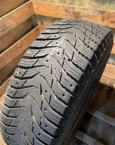 Kumho WinterCraft Ice WI31 215/70 R15