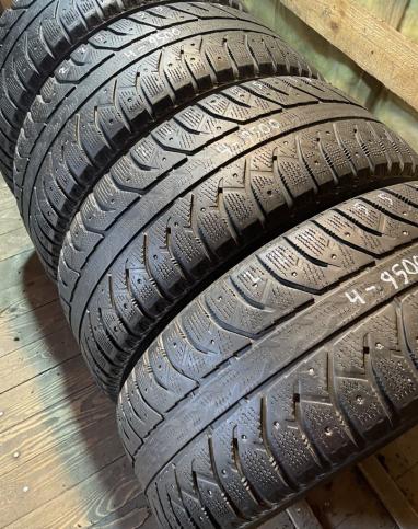 Bridgestone Ice Cruiser 7000 225/55 R17