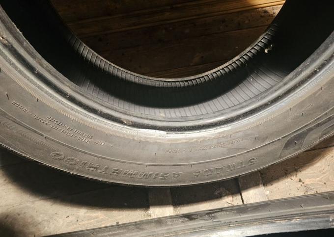 Viatti Strada Asimmetrico 215/60 R16 95V
