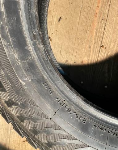 Yokohama Ice Guard IG35 225/65 R17