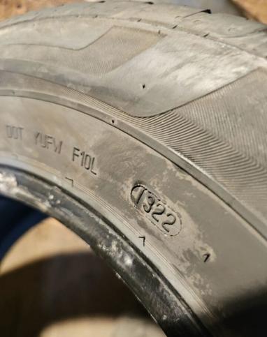 Viatti Strada Asimmetrico V-130 215/60 R16