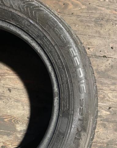 Nokian Tyres Hakkapeliitta 8 225/55 R16